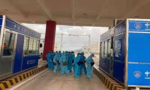 东兴出入境边防检查站开通“绿色通道助中越司机顺利回国