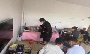 把法庭搬到家中 将关爱送进心里