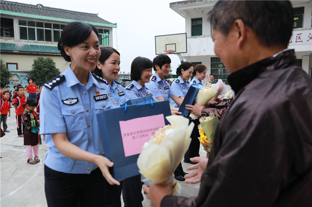 图片4.png 图片4.png