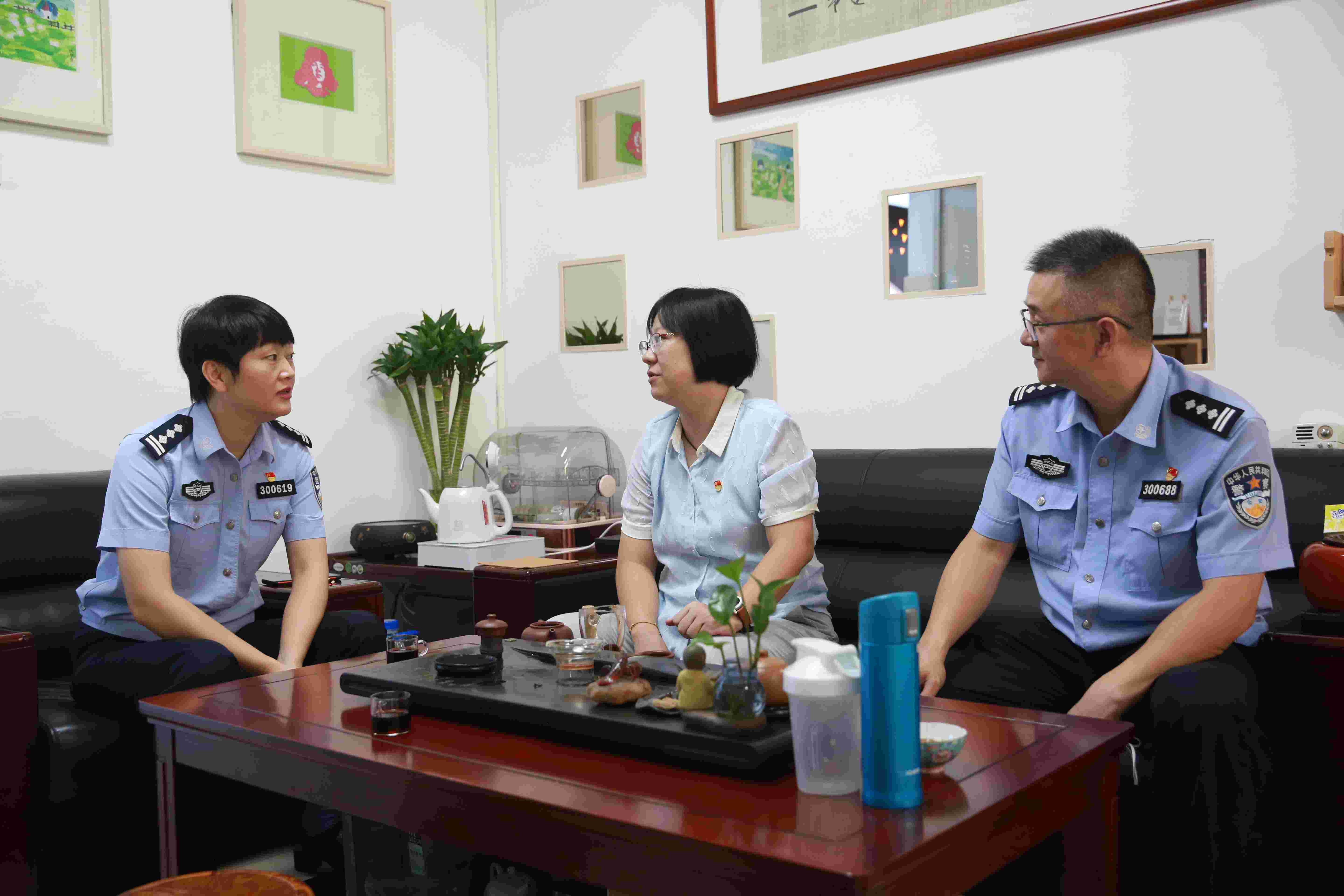 南湖小学.jpg 南湖小学.jpg