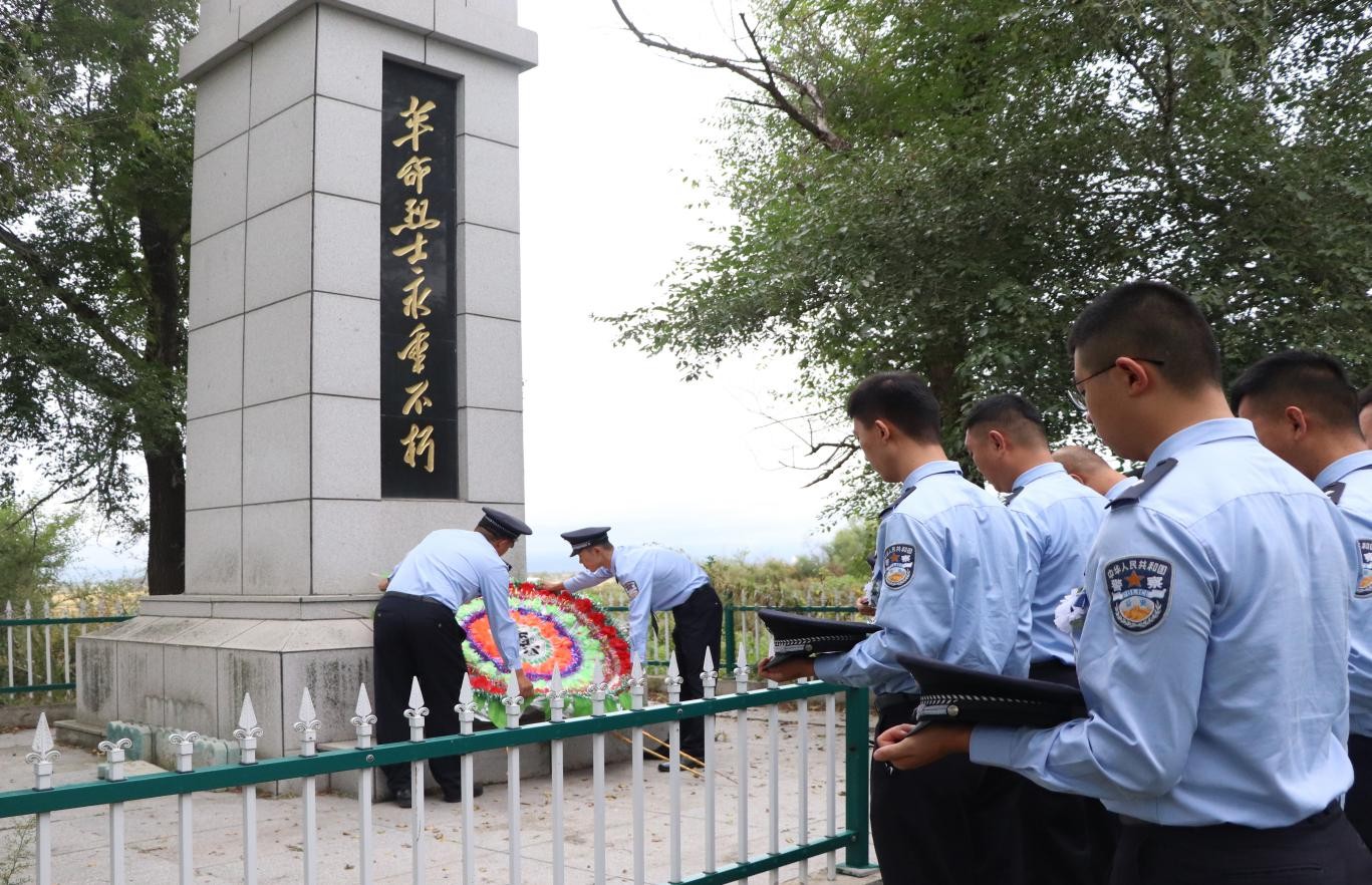 图片 2.jpg 图片 2.jpg