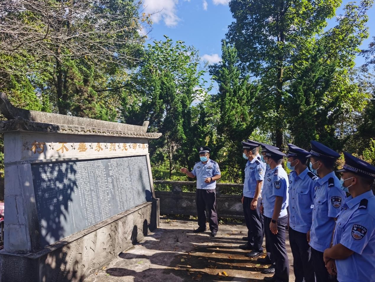 图片 4.jpg 图片 4.jpg