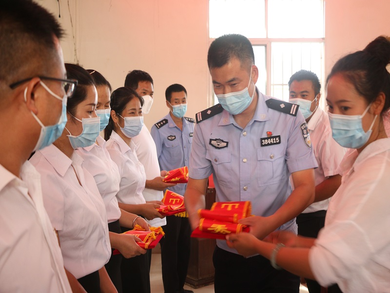 图片 2.png 图片 2.png