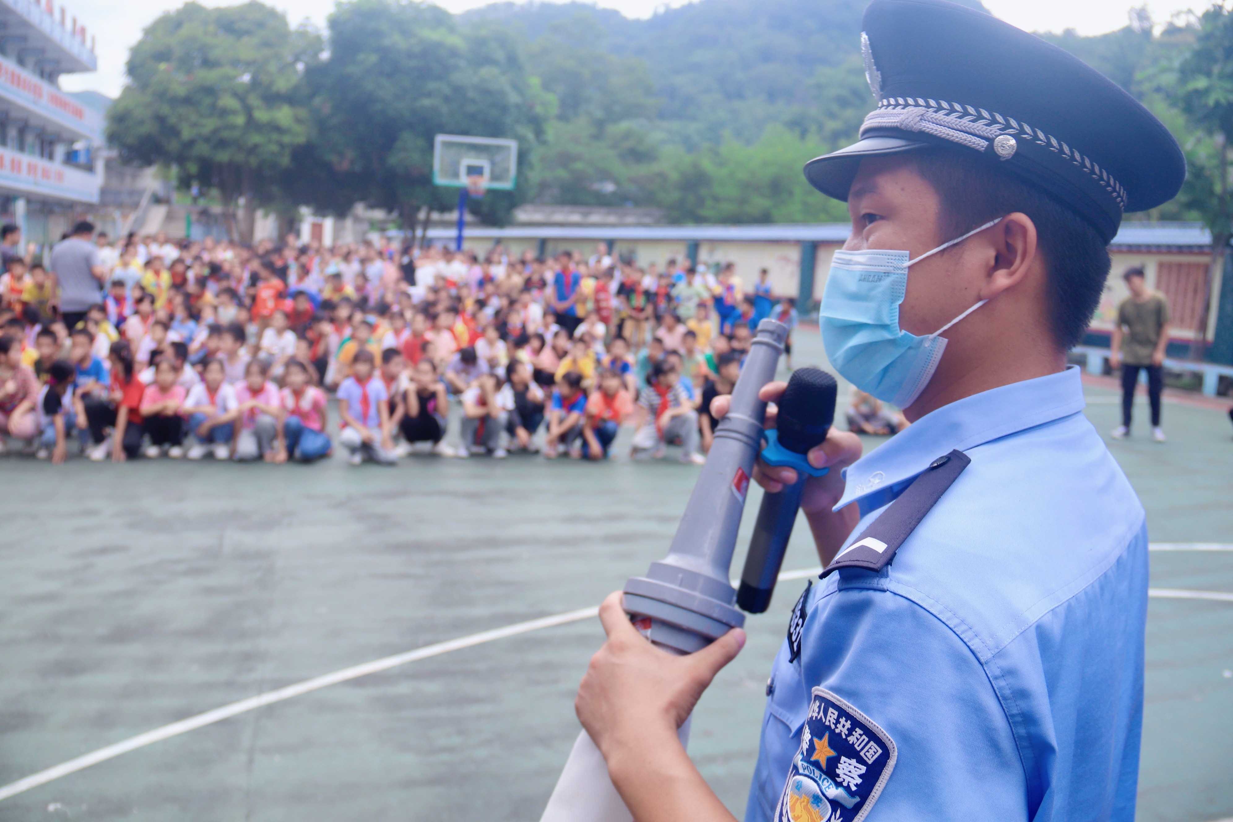 图片 3.jpg 图片 3.jpg