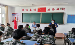 内蒙古满洲里产业园区边境派出所产业园区边境派出把“反诈小课堂”搬进校园