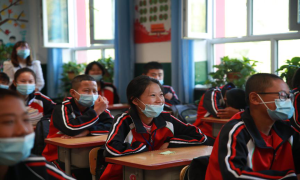 开学第一课 法制安全进校园