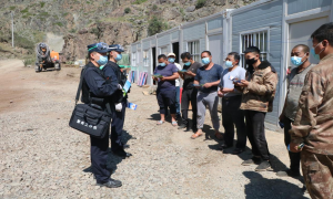 国庆我在岗  全力为安保