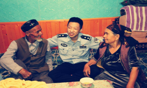 中秋慰问暖人心 浓浓关怀显真情