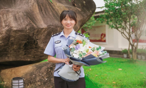 我身边的警花“老师”