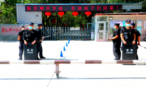 新疆塔城麦海因边境派出所积极为秋季开学保驾护航