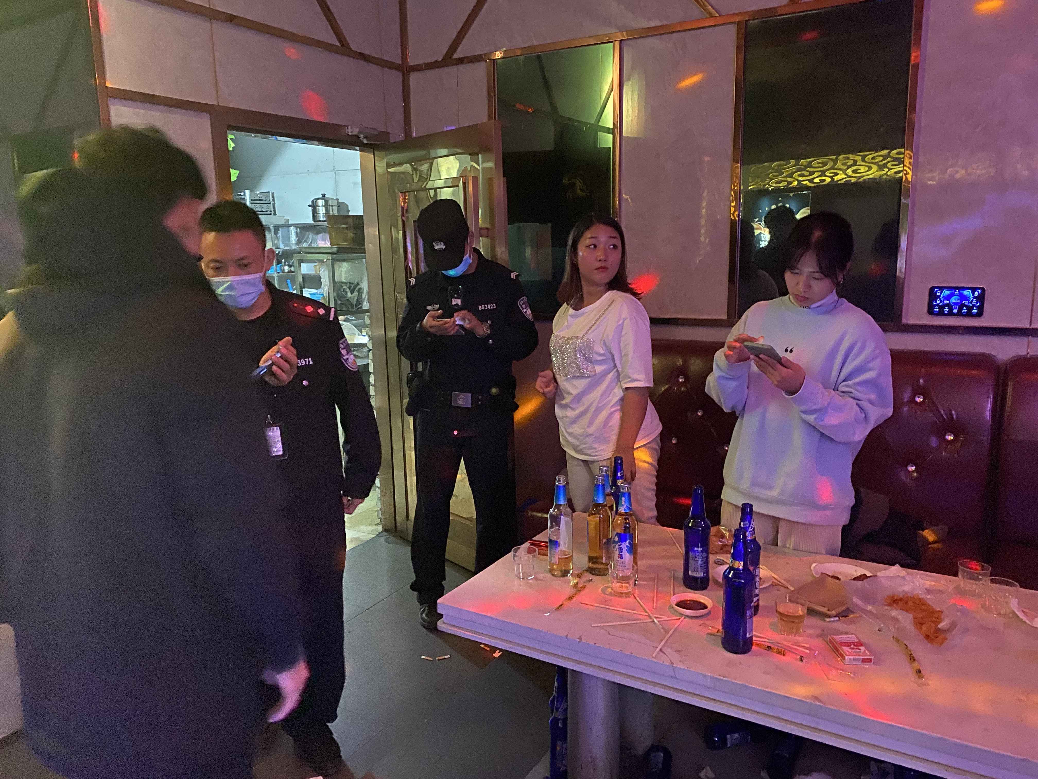 图七:夜间尿检.jpg 图七:夜间尿检.jpg