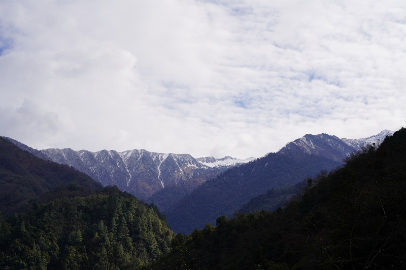 独龙江的山峦叠嶂.jpeg 独龙江的山峦叠嶂.jpeg