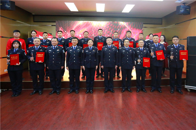 图片 4.png 图片 4.png