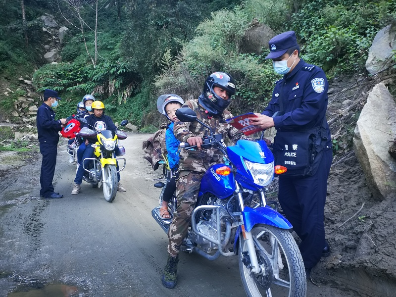 图片 1.png 图片 1.png