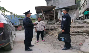 持续深化入户走访 促进和谐警民关系