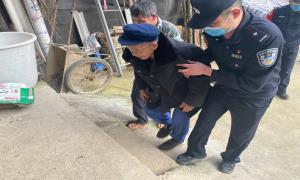 念井边境派出所走访慰问辖区百岁老人