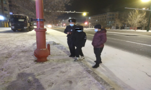 呼伦贝尔二卡边境派出所救助一名离家出走学生