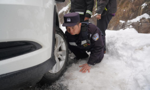 多方联动保畅通 为你守护返乡路