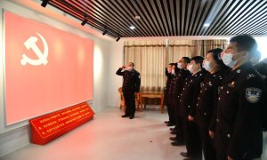 让党史学习教育“活起来”——新疆红山嘴出入境边防检查站开展“我们走过的路”主题党日活动