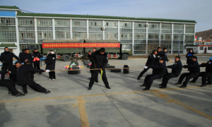 悦动警营 活力冬日