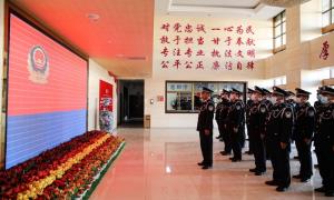 日喀则边境管理支队多种形式庆祝中国人民警察节