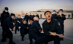 凝心聚力 “绳”采奕奕