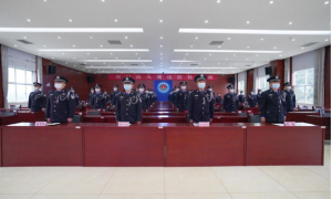 河口出入境边防检查站隆重举行授予（晋升）人民警察警衔仪式