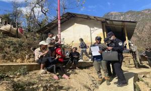 古登边境派出所积极推进“驻村民警进家门”活动，助力服务模式提档升格