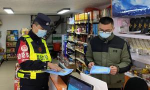 凭祥边境检查站开展防疫知识专题宣传