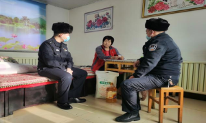 春节将至送祝福  走访慰问暖民心