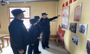 苇沙河边境派出所开展“追寻红色足迹，筑牢忠诚警魂”主题党日活动