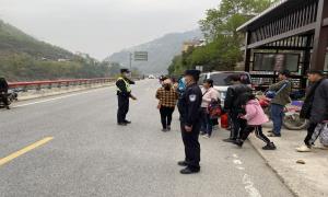 架科底边境派出所多措并举全面筑牢校园安全防线