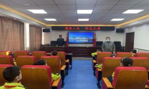 禁毒宣传进校园 健康成长“警”随行