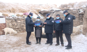 普法行动深入辖区 法律意识深入人心