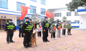 巡边护碑 “法治班主任”安排的特殊“寒假作业”