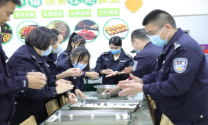 汤圆包祝愿 齐心庆元宵
