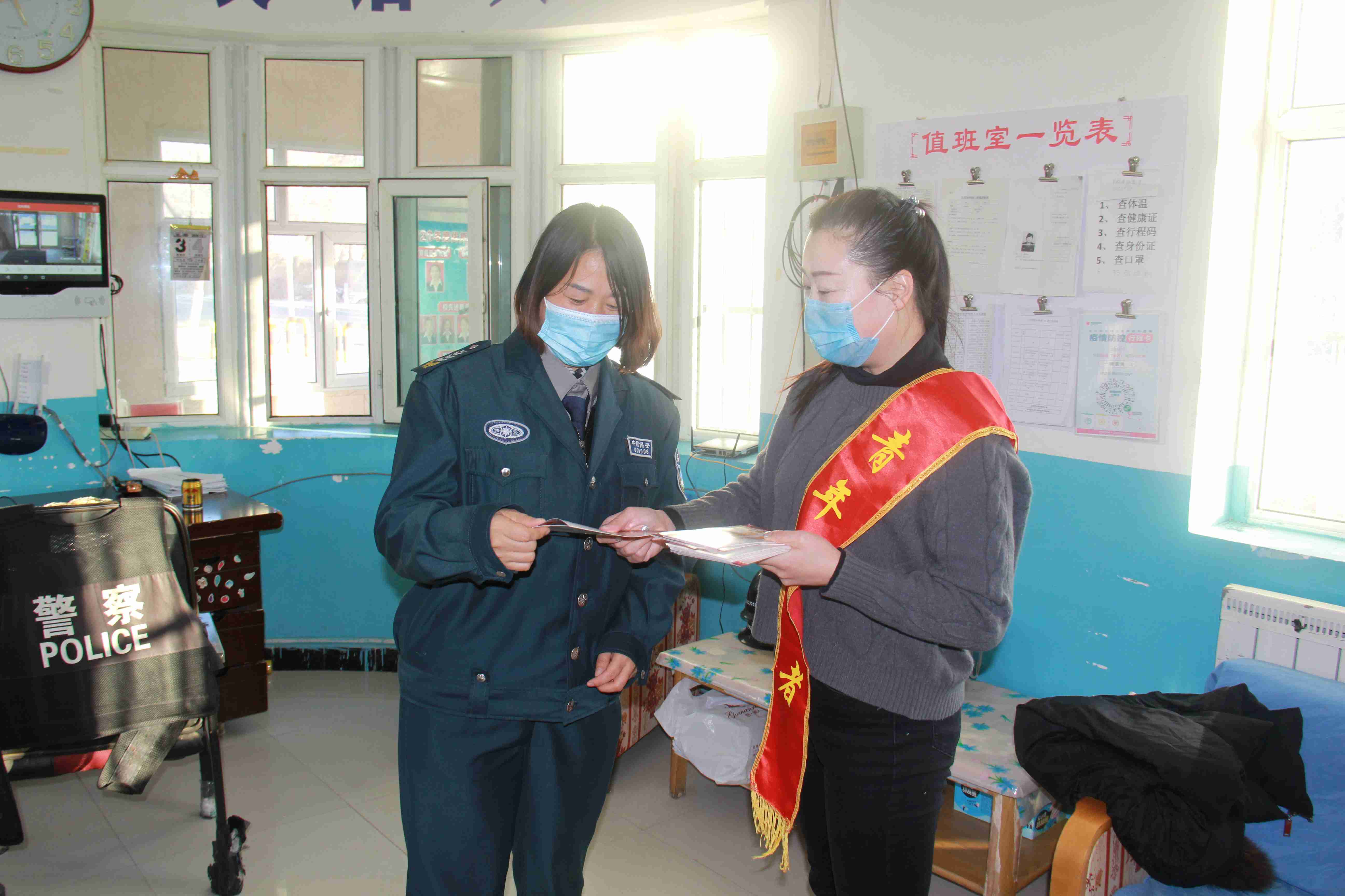 法治宣传进社区.jpg
