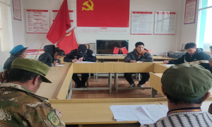 普拉底边境派出所南大门警务室联合村委会全力做好矛盾纠纷化解工作