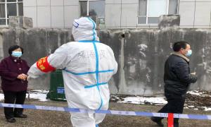 筑牢社区疫情防控坚强堡垒——记吉林省抚松县抚松镇东北社区党委书记、主任张海波