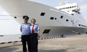 “好警嫂”娄燕岚：我愿为你撑起那片天空