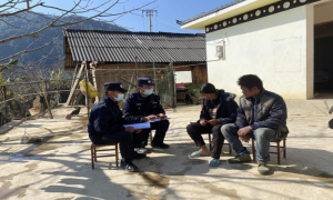鲁掌边境派出所开展走访帮教活动