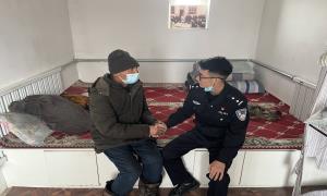 走访慰问孤寡老人  情暖人心促进和谐