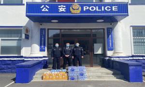 深情慰问 “疫”线暖警