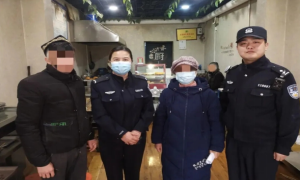 河南洛阳：偃师盛开石榴花，民族团结促融洽