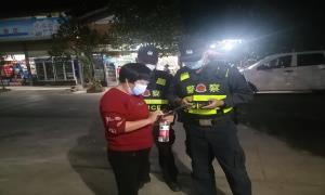 手机失而复得 群众称赞道谢