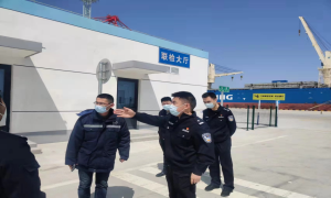 国门有我 家园有你——启东移民管理警察战疫“夫妻档”