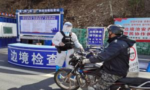 和龙边境检查站积极开展春耕期间交通安全宣传活动