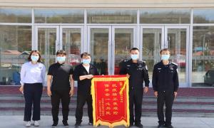 警地携手抗疫情暖人心