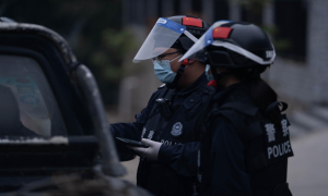 警嫂换着花样养胖了一群战“疫”民辅警