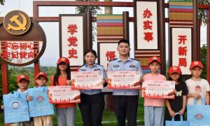 让普法宣传之花绽放国门边境一线